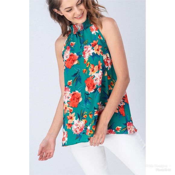 🌺LAST 1! Floral Bubble Crepe Smocked Halter Top! - Picture 3 of 8